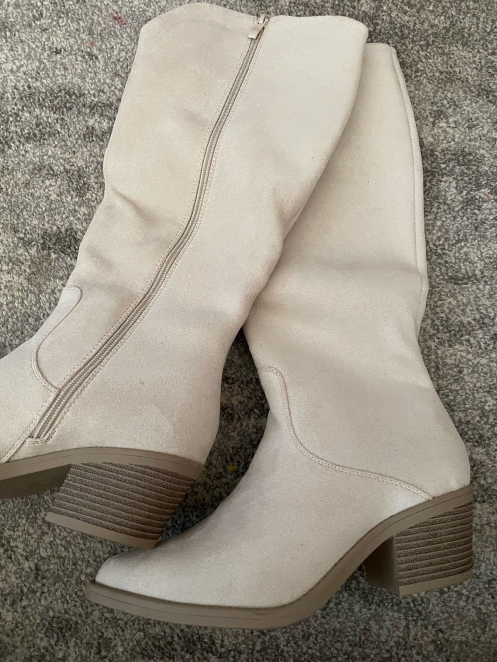 NEW- Knee-High Cream Cowgirl Western Boots - Picture 10 of 16
